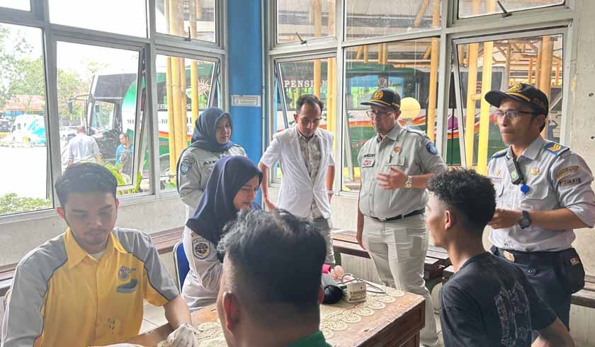 di Terminal Tipe A Pekanbaru