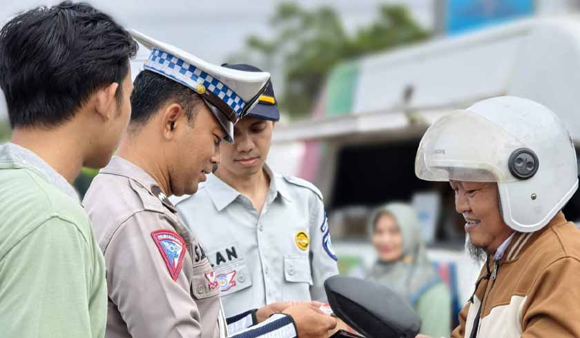 Samsat Lamandau Gelar Operasi Gabungan