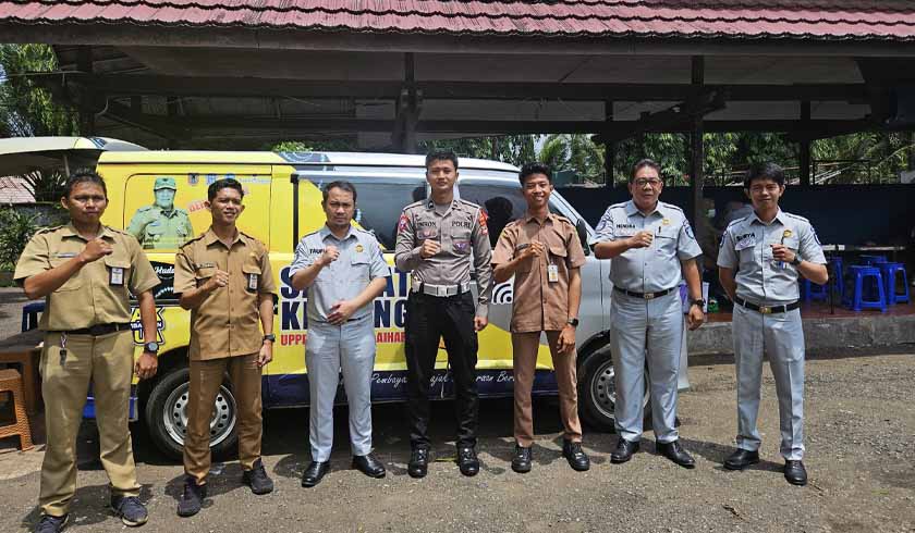 di Kabupaten Tanah Laut