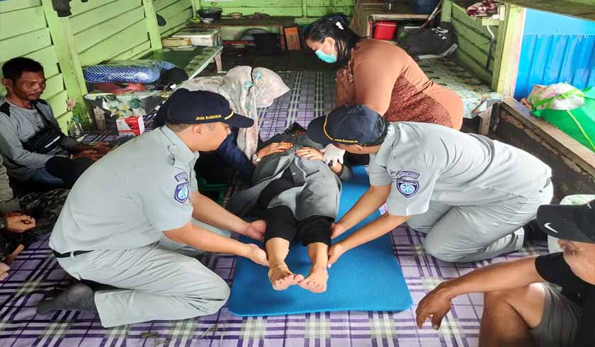 Di Pelabuhan Beringin