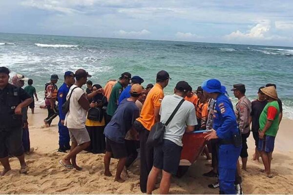 dari PT Jasaraharja Putera