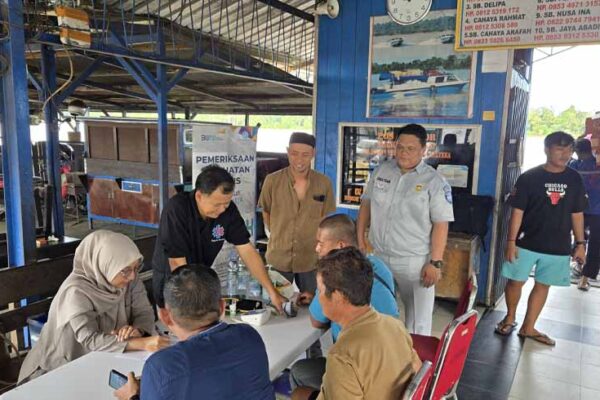 di Dermaga Kulteka Tanjung Selor