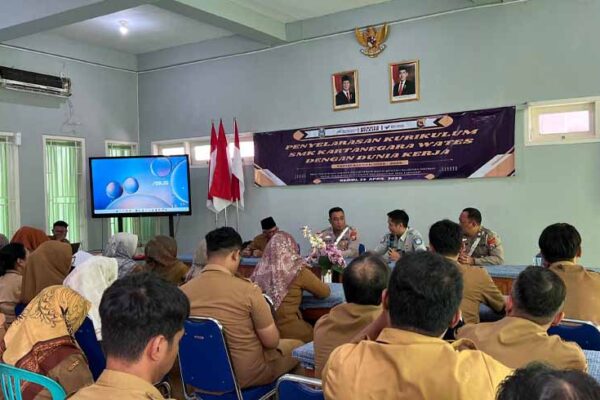 di SMK Kertanegara Kediri