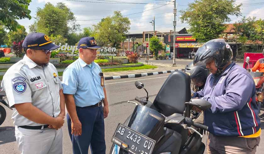 Gabungan Alun Alun Wates