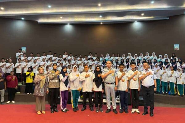 Informasi Keselamatan Lalu Lintas