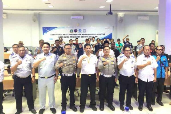 Komunitas Sopir Truk Banten