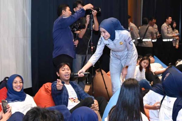 sebagai Duta Informasi Keselamatan Lalu Lintas