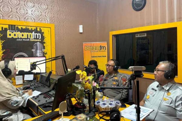 Kendaraan Bermotor melalui Radio Batam FM