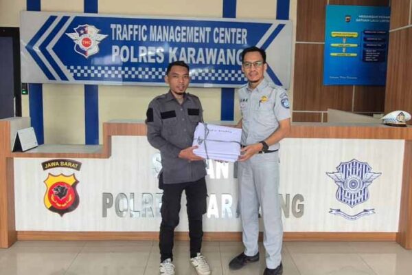 Komunikasi Keselamatan Lalu Lintas