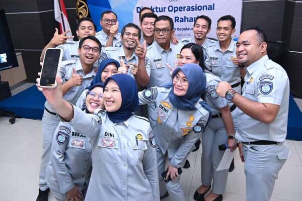 Layanan Nyata bagi Masyarakat