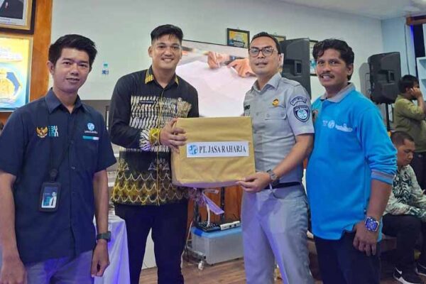 menghadirkan Layanan Samsat