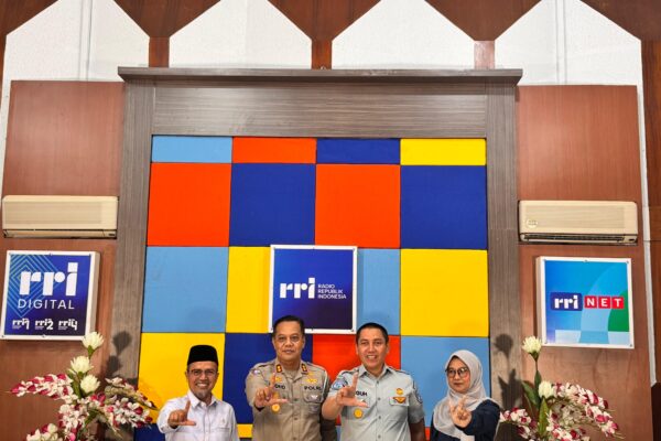 Modern yang Berkeselamatan