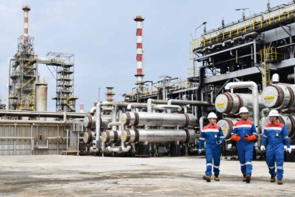 dari Timur hingga Barat Indonesia