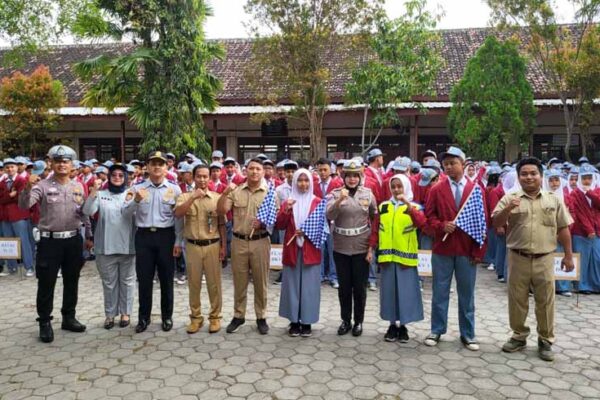 di SMK Bina Patria 2