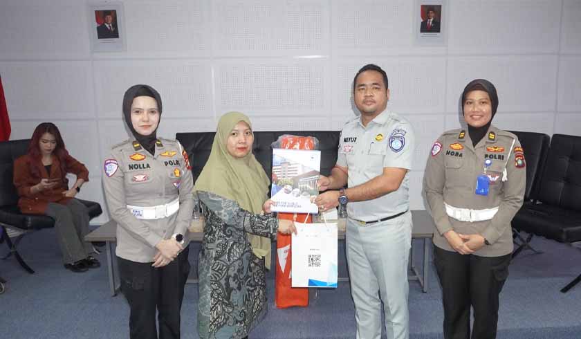 kepada Politeknik Negeri Batam