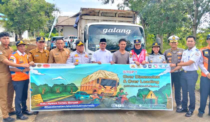 Demi Keselamatan di Jalan Raya