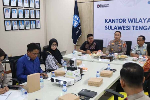 Emas Pada Rapat FKLL