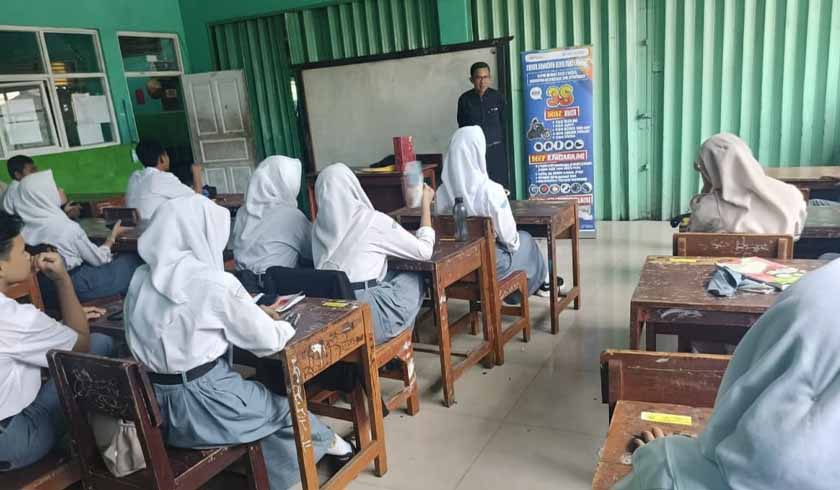 Lalu Lintas Lewat PPKL