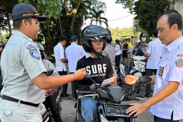 Pajak Kendaraan Bermotor