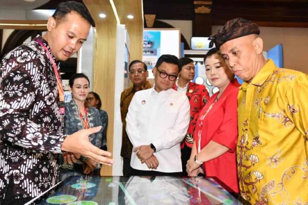 Tangkal Disinformasi Publik