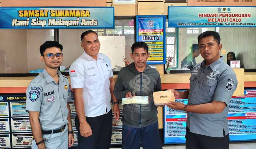 dan Kepatuhan Masyarakat