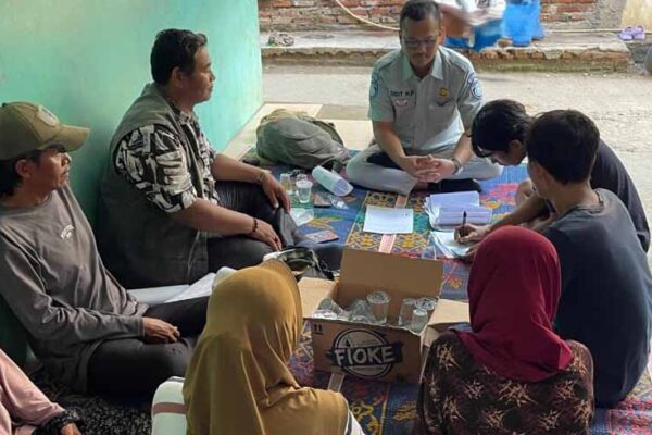 di Jalan Raya Tambelang