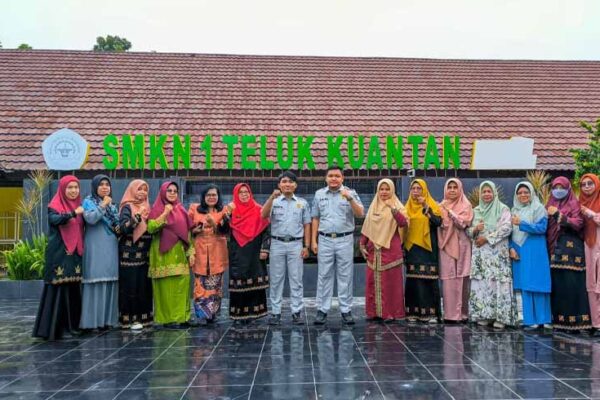 di SMKN 1 Teluk Kuantan