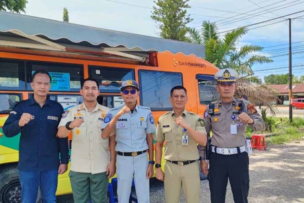 melalui Operasi Gabungan