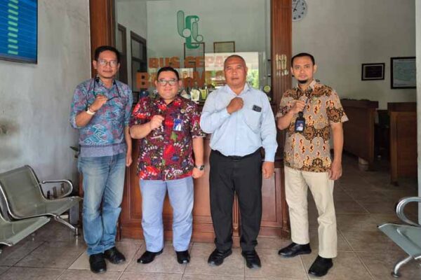 Dua Panti Asuhan di Bandung