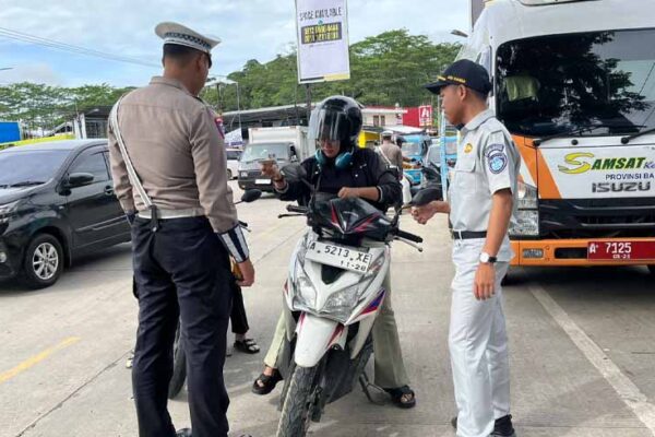 Patuh Pajak Kendaraan