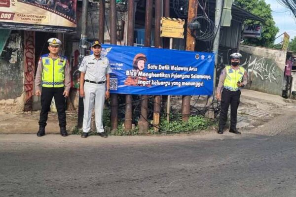 Tertib Berlalu Lintas di Karawaci