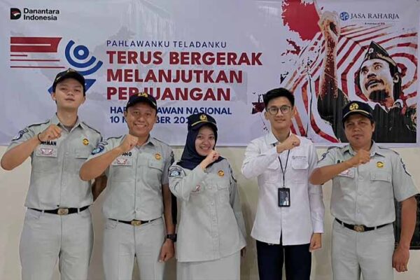 Upacara Hari Pahlawan