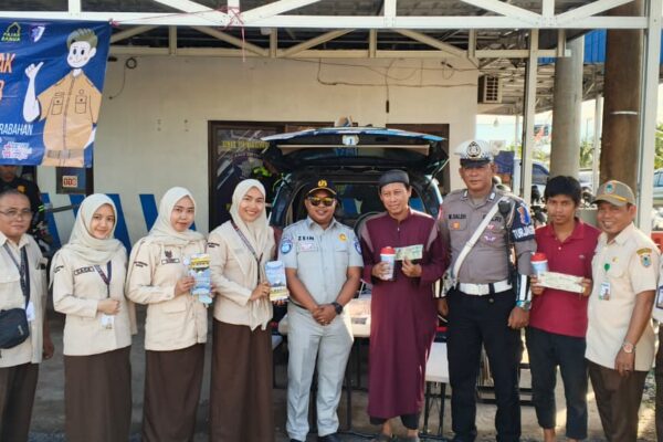 Simpang Empat Handil Bakti