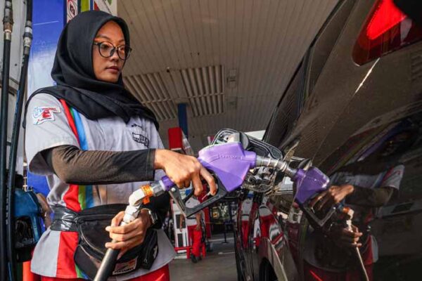 dengan Bioetanol dari Produksi Dalam Negeri