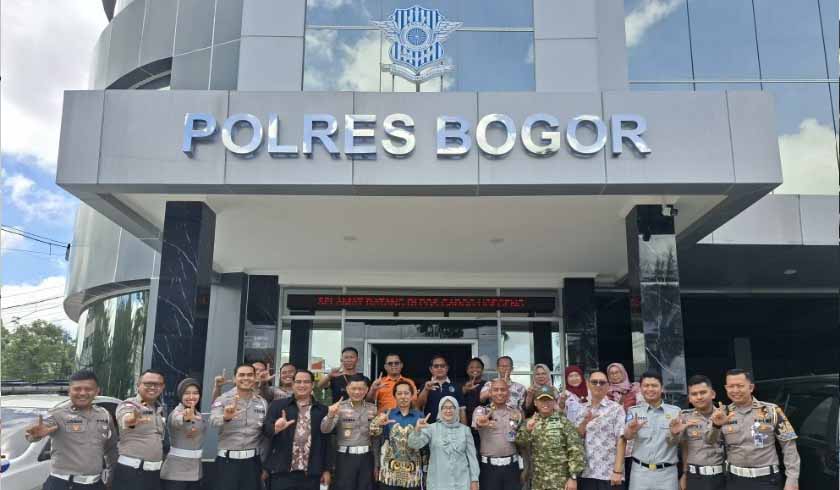 di Pos Polisi Hoegeng Gadog