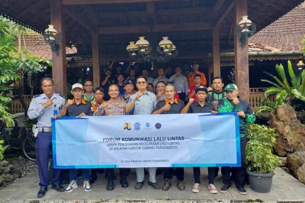 Diskusi Forum Komunikasi Lalu Lintas