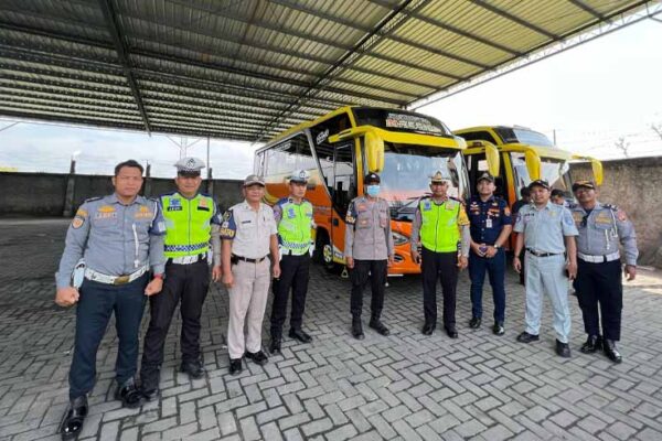 Menjelang Natal 2025 dan Tahun Baru 2026