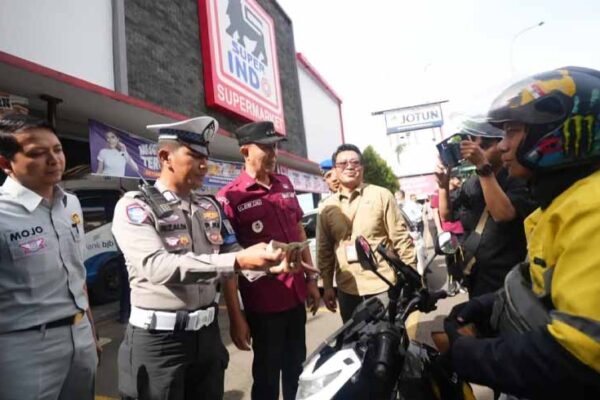 Pajak Kendaraan Bermotor