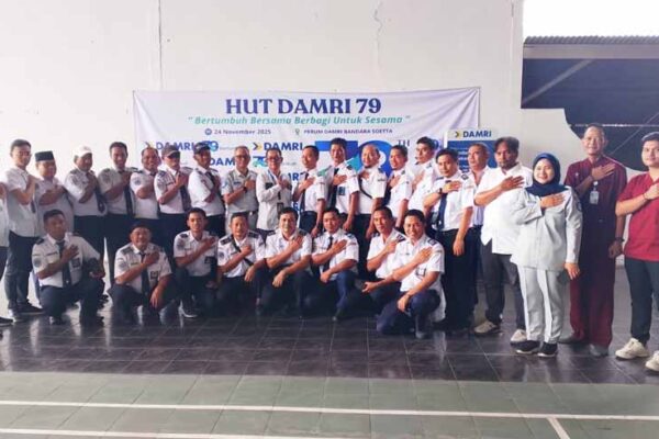 Puluhan Pengemudi di Cakung