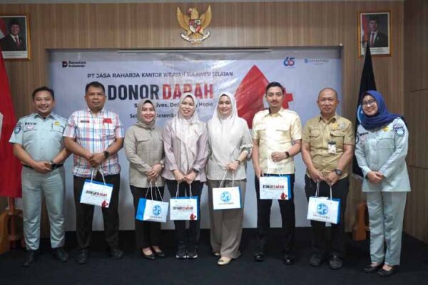 dengan Semangat Kemanusiaan