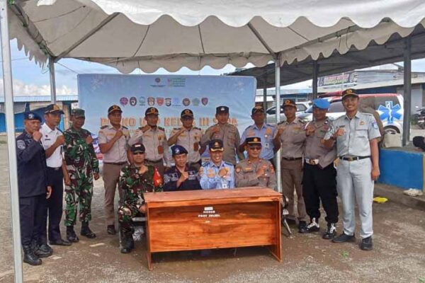 di Pelabuhan Bangsala’e Siwa